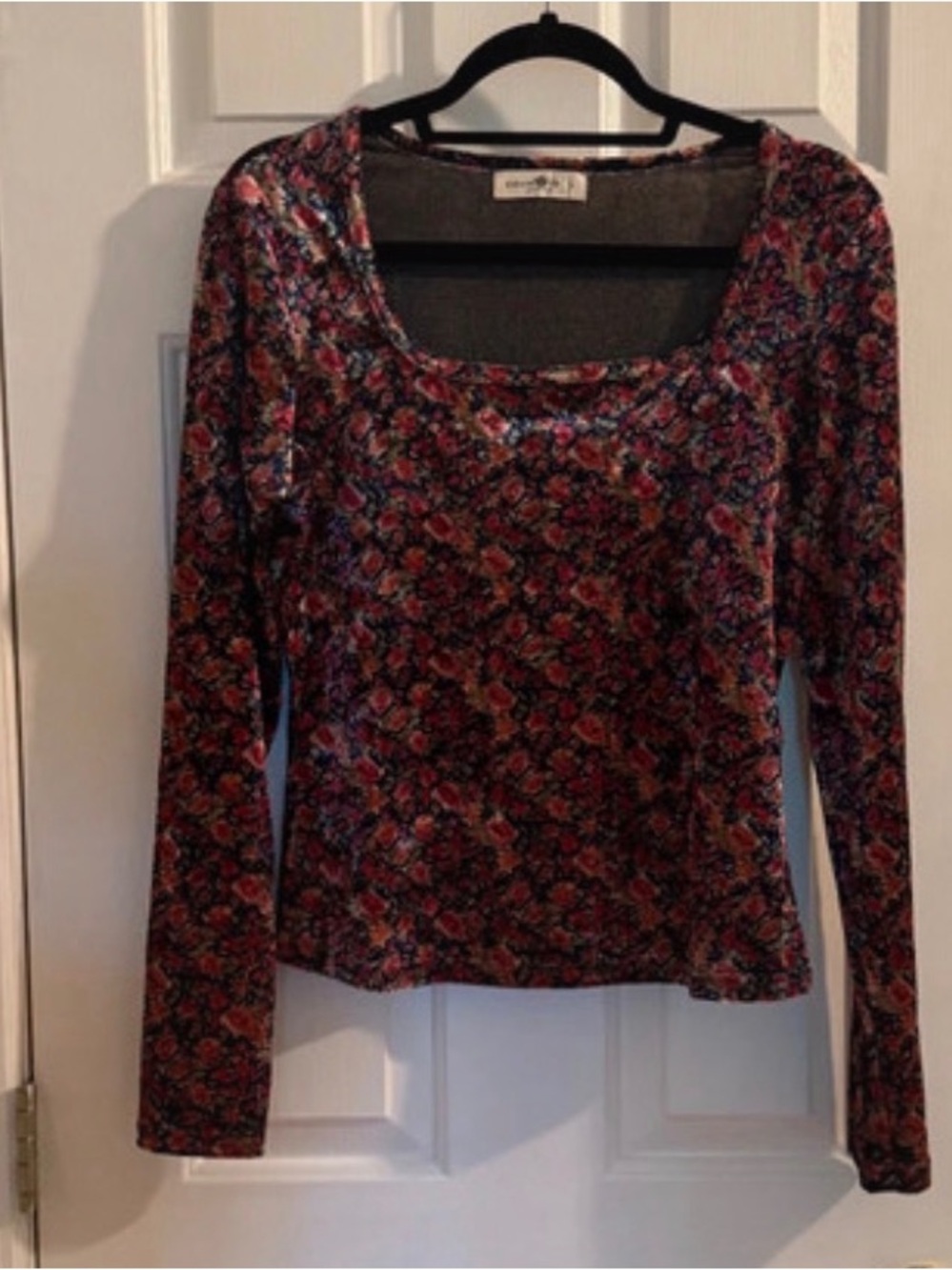 NATURAL LIFE Velvet Red Floral Scoop-Neck Long Sleeve Top
